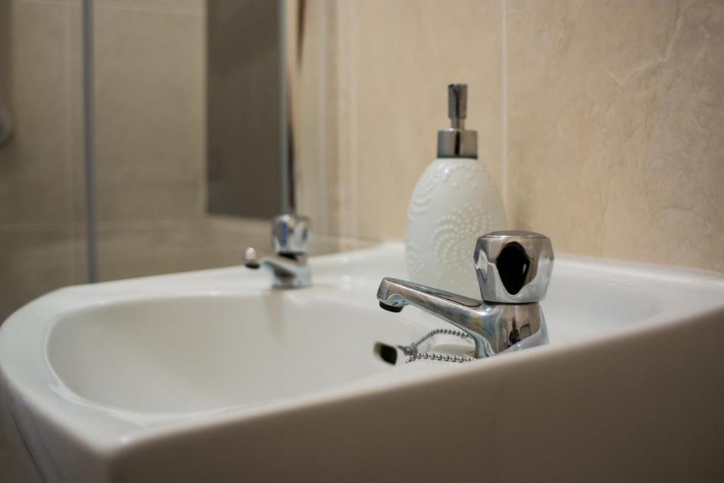 Grove House Bed & Breakfast Карлингфорд Номер фото
