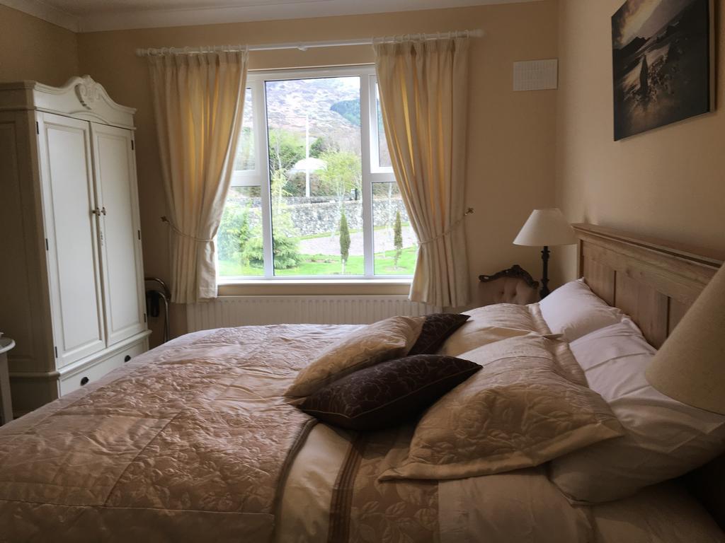 Grove House Bed & Breakfast Карлингфорд Экстерьер фото